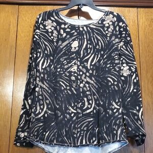 Westbound Black and Cream Long Sleeve Top